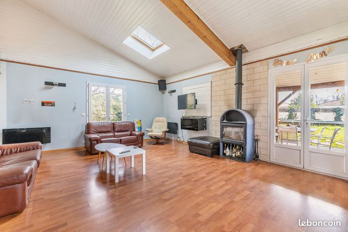 Maison 7 pièces 158 m²