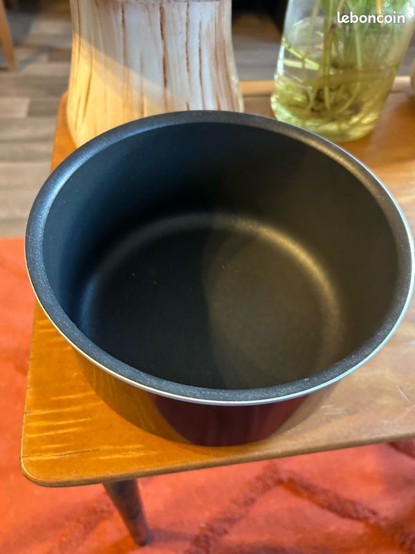 Lot de poêles avec wok et casserole (image 3)