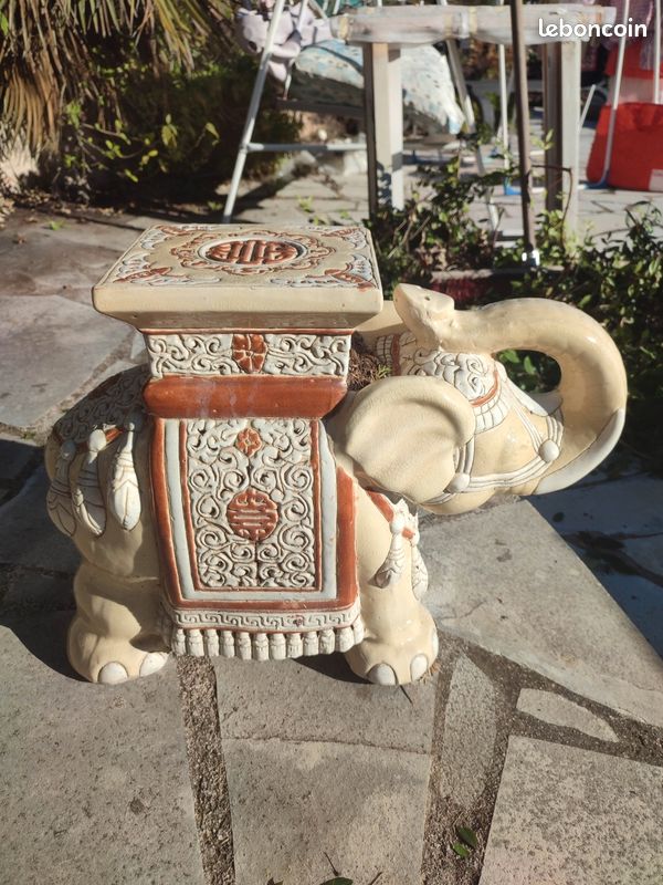 Super éléphant porte pot (image 1)