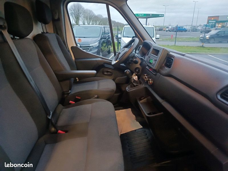 Renault MASTER III FG F3300 L2H2 2.3 BLUE DCI 135CH CONFORT EURO6 (image 12)