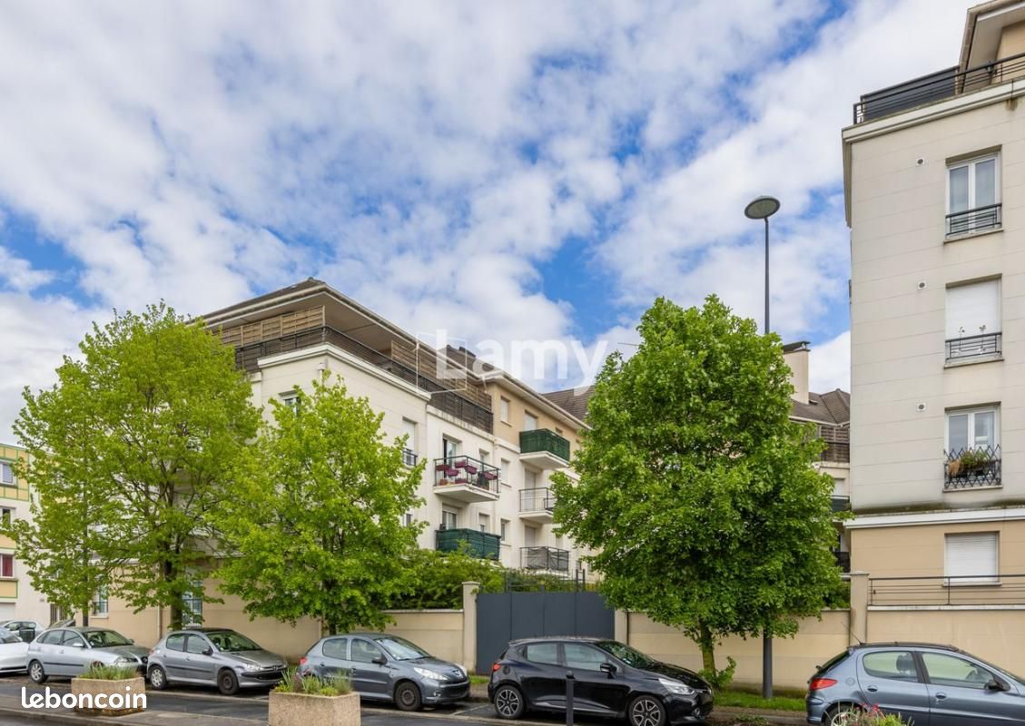 Appartement 4 pièces 64 m² · à Creil · 64 m² · 103 000 €