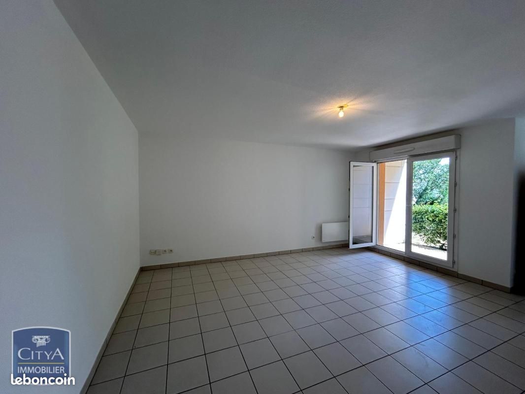 Appartement 2 pièces 47 m² · à Lisieux · 47 m² · 565 €