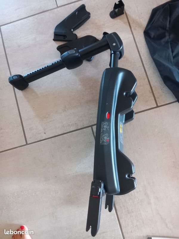 Poussette JOIE + cosy+ base isofix+ housse pluie (image 12)