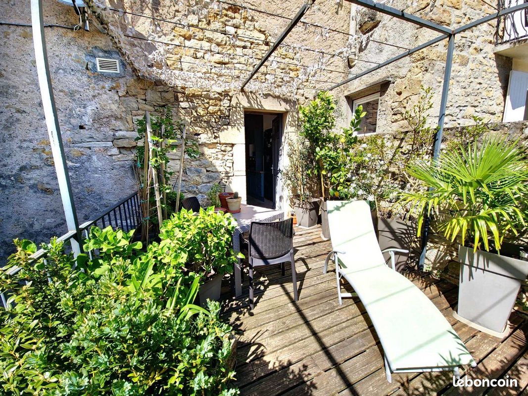 Maison 7 pièces 158 m² · à Caylus · 158 m² · 164 000 €