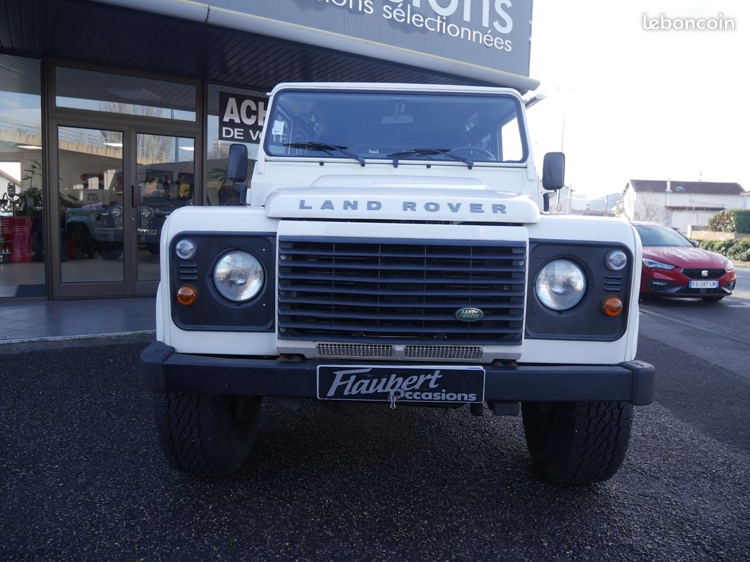 Land-rover DEFENDER 110 2.4 TD4 122 STATION WAGON 7PL S TD4 BVM (image 2)