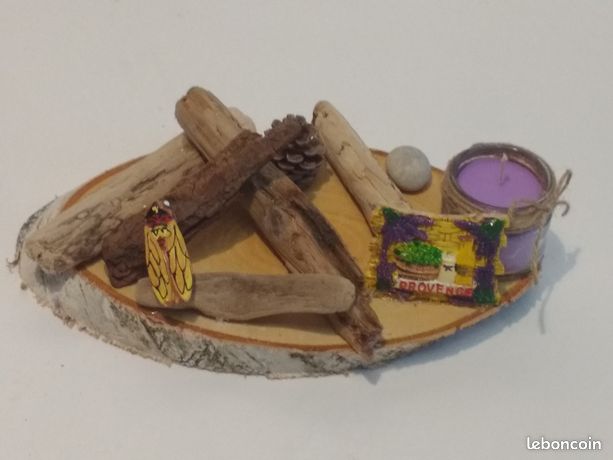 Centre de table en bois flotté avec lavande
