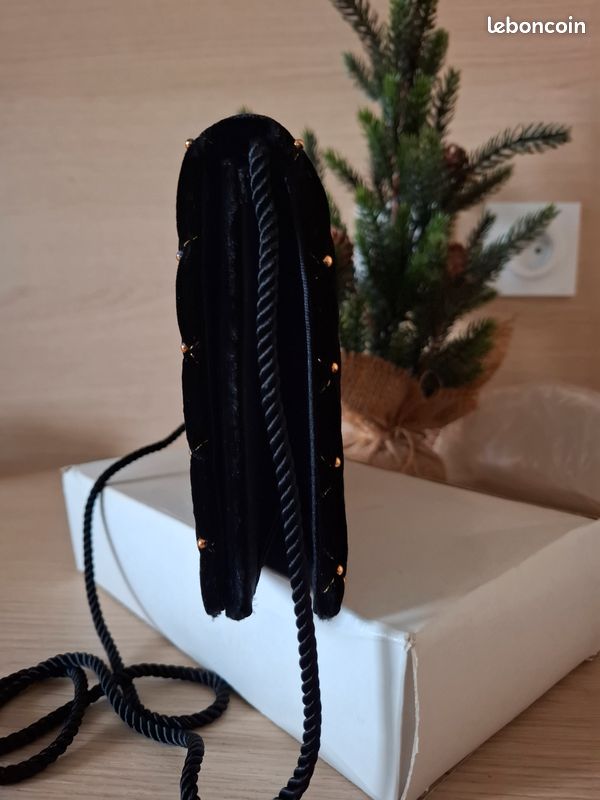 Pochette De Soirée En Velour Avec Fermeture Aimantée