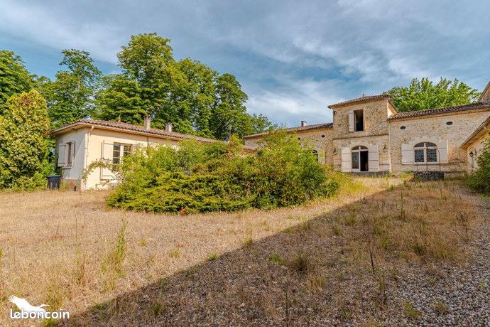 Château 10 pièces 490 m²