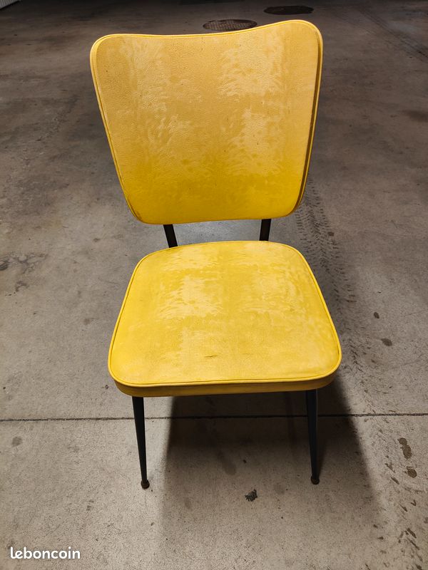 Chaise année 60 (image 1)