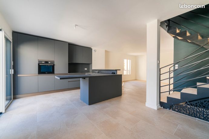 Maison de ville neuve 2024 – 118,54 m² – Monchat – 4 chambres – Double parking — 2