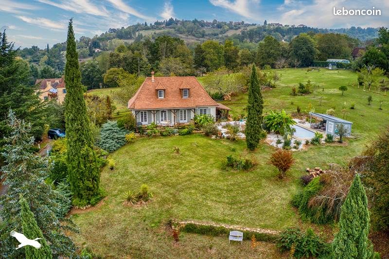 Maison 5 pièces 116 m² · au Bugue · 116 m² · 355 500 €