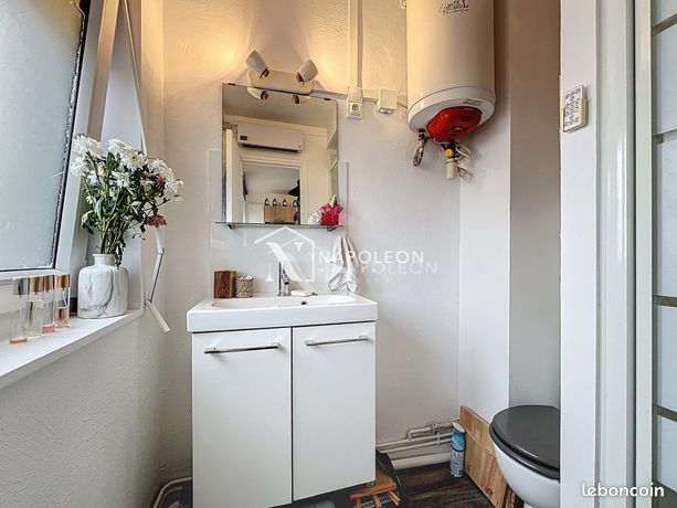Studio 1 pièce 14 m² — 4