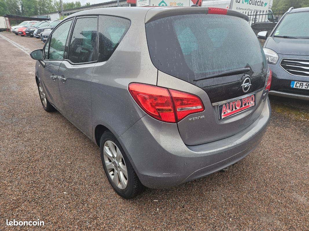 Opel meriva 1.7 cdti 110 cosmo (image 3)