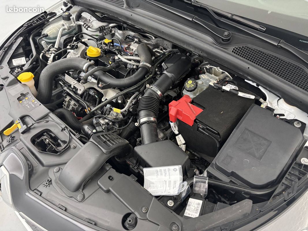RENAULT Clio TCe 90 Equilibre (image 26)