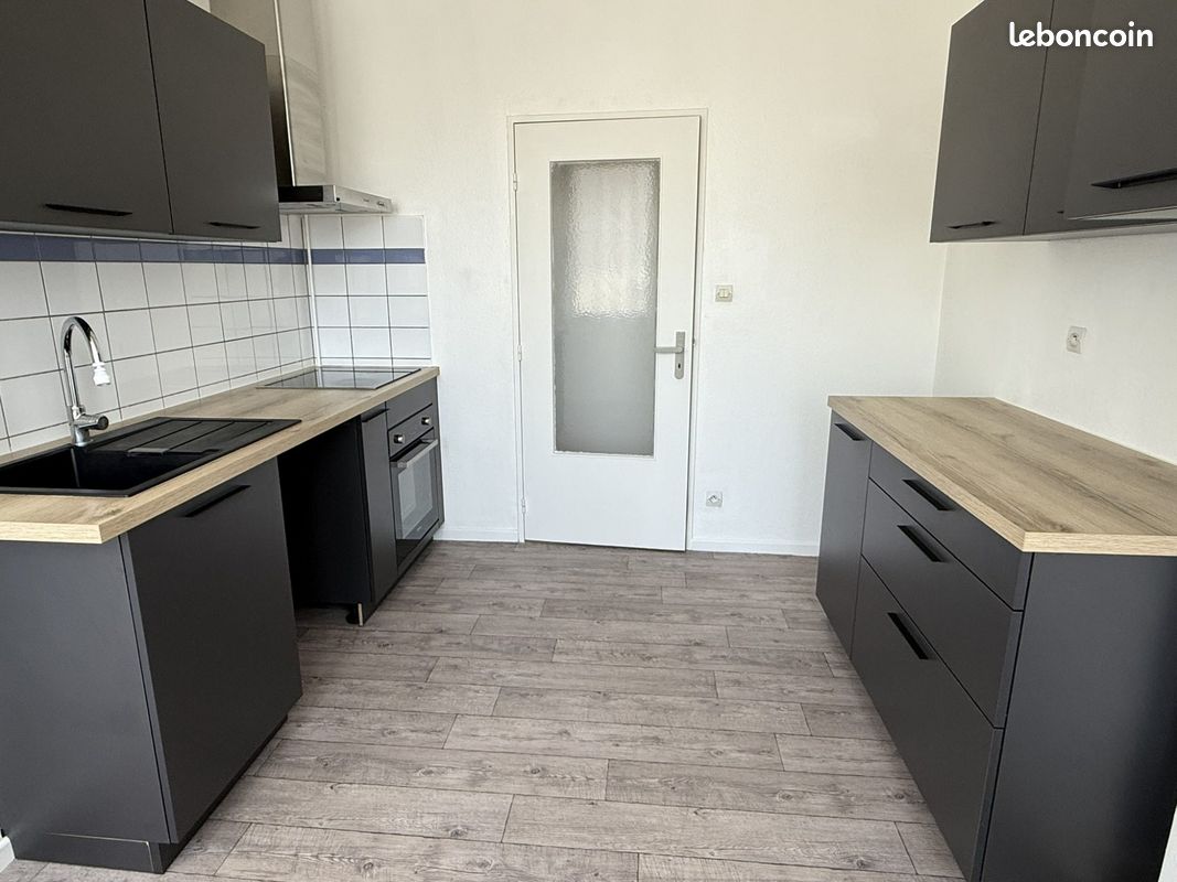 Appartement 4 pièces 98 m² · à Colmar · 98 m² · 850 €/mois