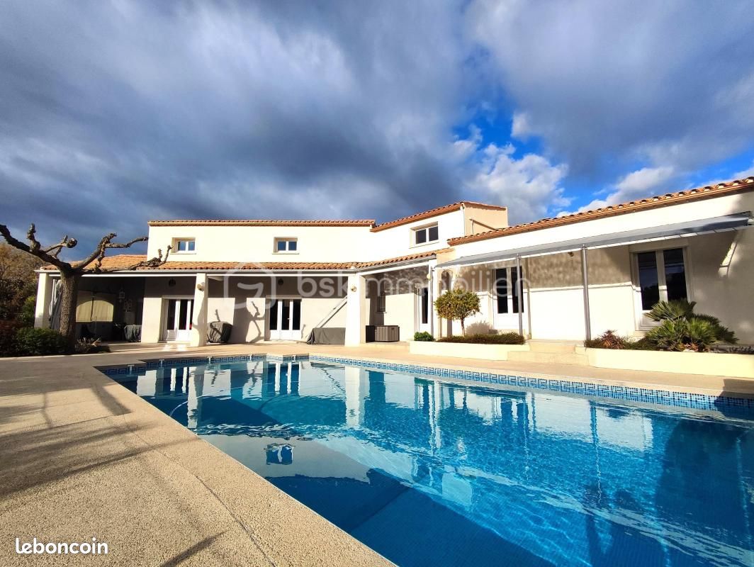 Maison 7 pièces 236 m² · à Poussan · 236 m² · 1 090 000 €