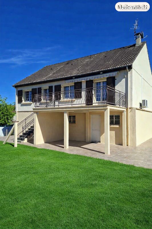 Maison 6 pièces 130 m² · à Montluçon · 130 m² · 200 000 €