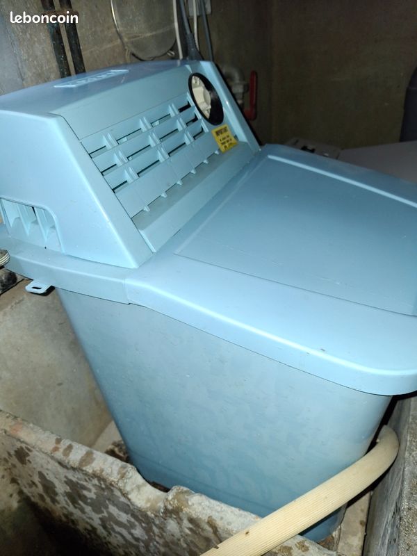 Machine à Laver Calor 5022 - Capacité 1,5 Kg - Modèle à Agitateur Bleu - Occasion Très Bon État