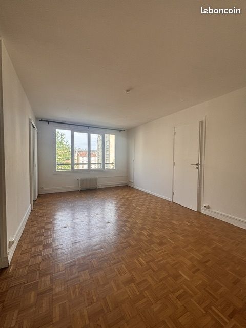 Appartement 2 pièces 42 m² · à Paris · 42 m² · 1 255 €/mois