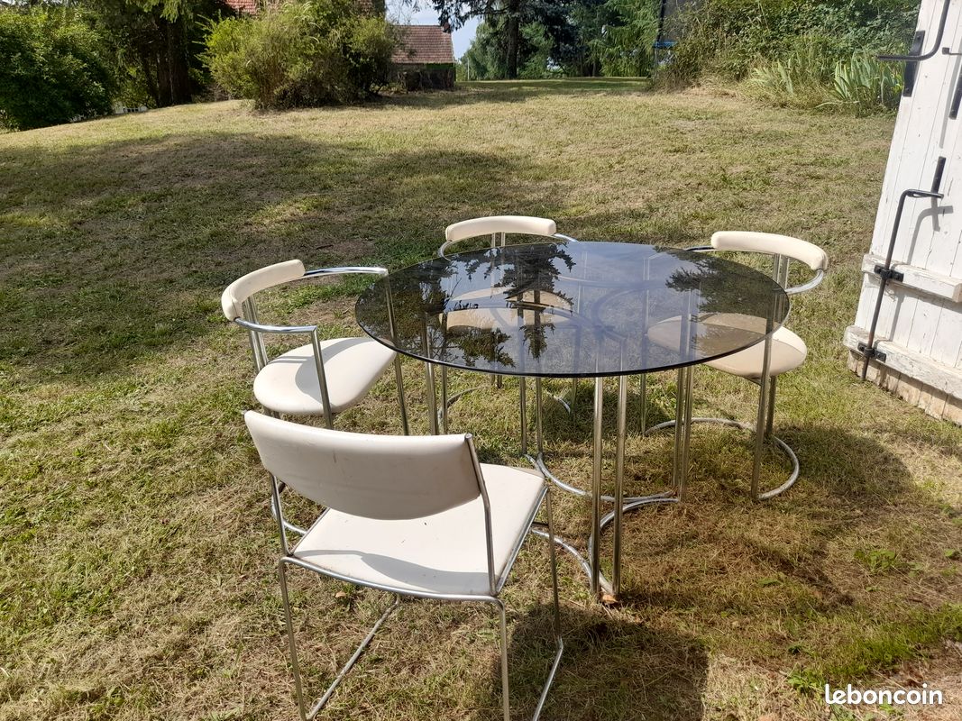 Table de cuisine vintage (image 2)