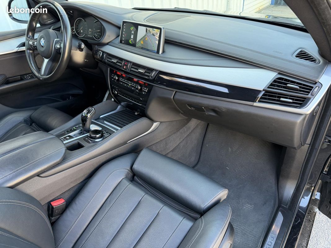 BMW X6 F16 M50d 381ch M PERFORMANCE CARBONE | TOIT OUVRANT | ATTELAGE | CAMERA 360 (image 21)