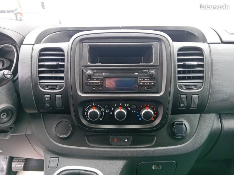 Renault Trafic Fg 15 500 HT L1H1 2.0 dCi 120ch Grand Confort (image 11)