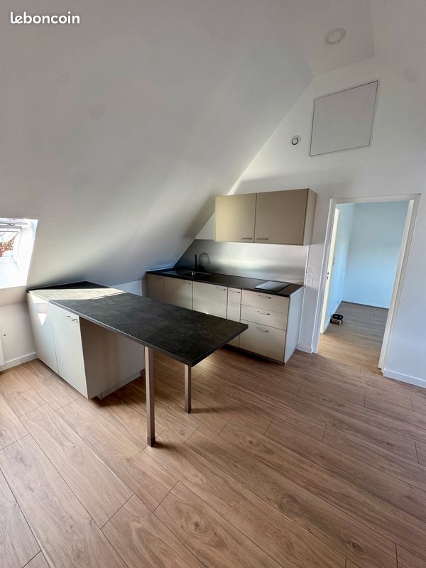 Appartement 2 pièces 35 m² · à Croix · 35 m² · 703 €/mois
