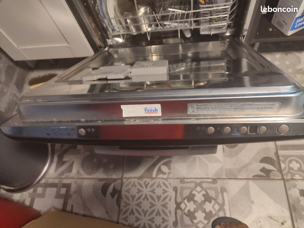 Lave vaisselle intégrable smeg rétro noir (image 2)