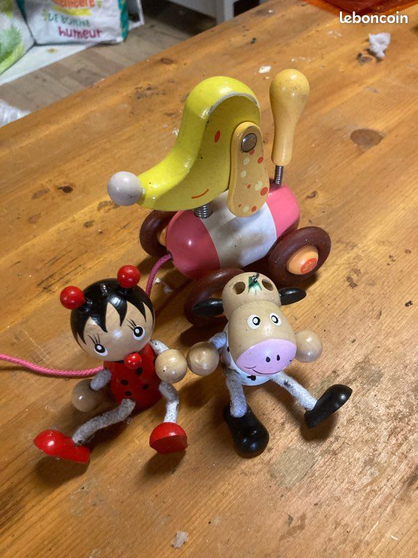 Jouets en bois (image 1)