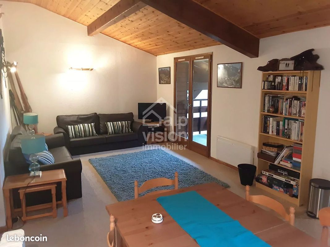 Appartement 5 pièces 71 m² · à Châtel · 71 m² · 395 000 €