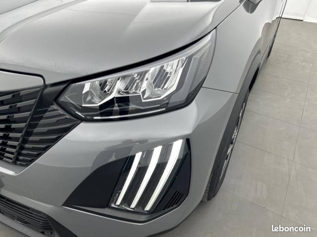 Peugeot 2008 PureTech 100 S&S BVM6 - Active (image 16)