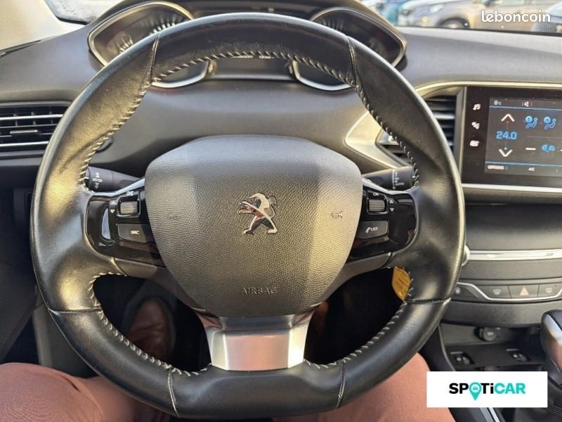 Peugeot 308 1.2 PureTech 130ch Style EAT6 (image 12)