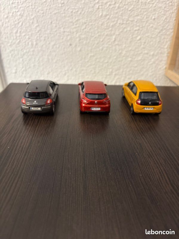 NOREV : Ensemble de 2 voitures miniatures 1/43e comprenant : Maserati