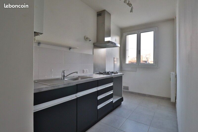 Appartement 2 pièces 50 m² · à Saint-André-les-Vergers · 50 m² · 555 €/mois