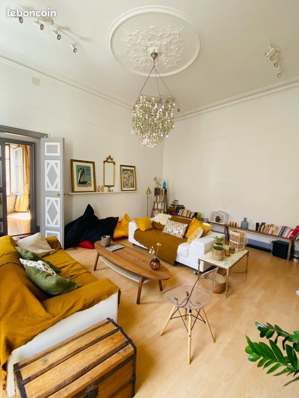 Immeuble 12 pièces 247 m² · à Carpentras · 247 m² · 285 000 €