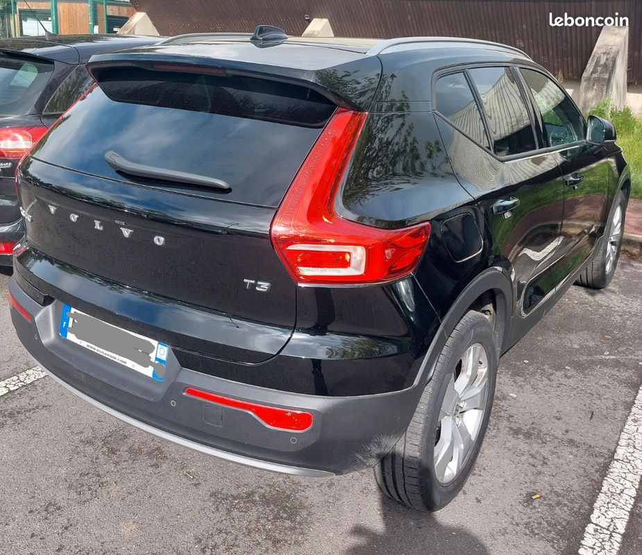 Volvo XC40 T3 2021 (image 1)