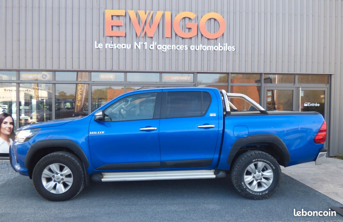 TOYOTA HILUX 4x4 DOUBLE Cabine 2.4 D4D 150 LEGENDE (image 2)