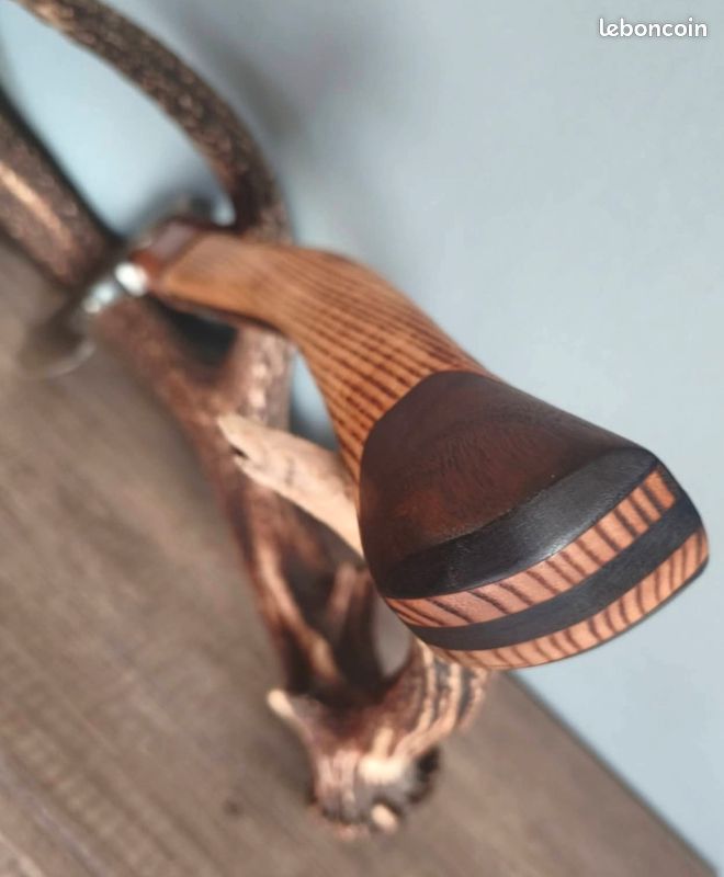 Hache Ancienne En Fer Forgé à La Main - Outil Vintage Rustique Pour Décoration Ou Collection F72