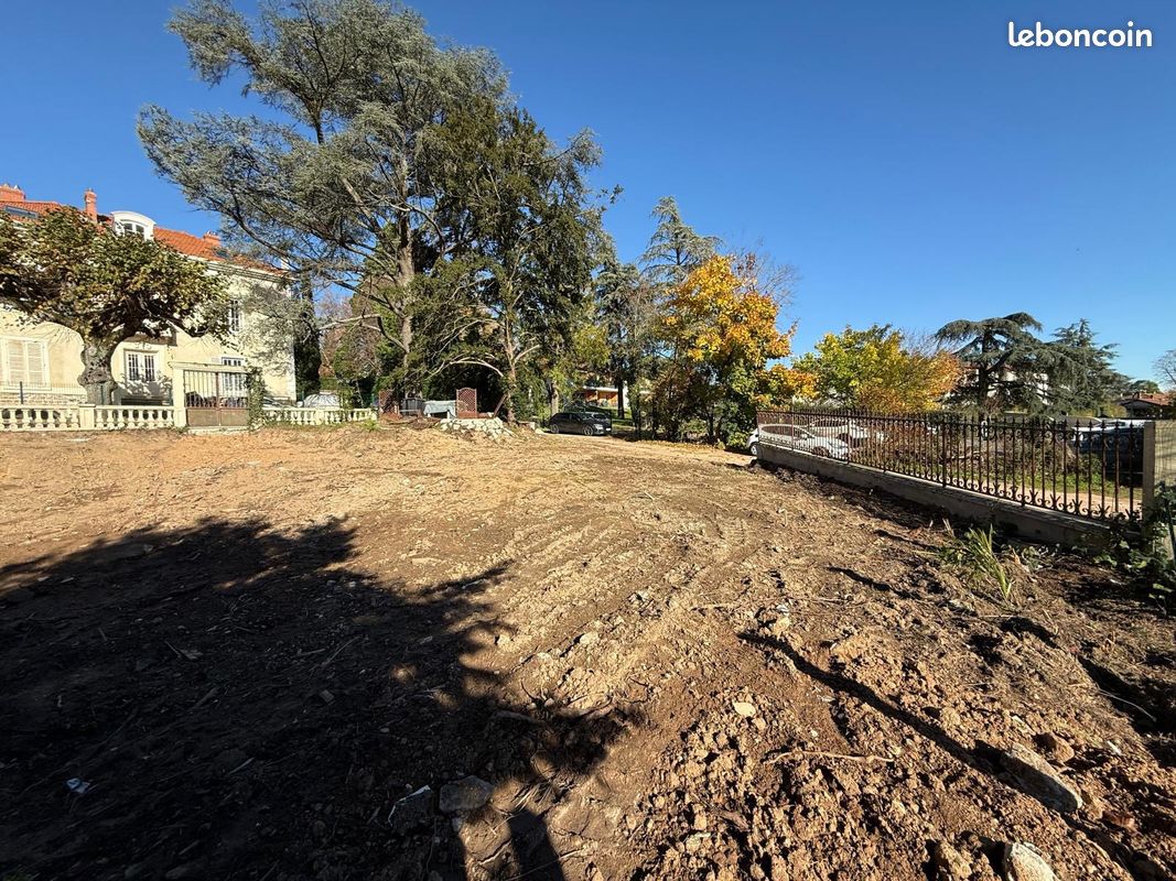Terrain 300 m² · à Grézieu-la-Varenne · 300 m² · 199 900 €