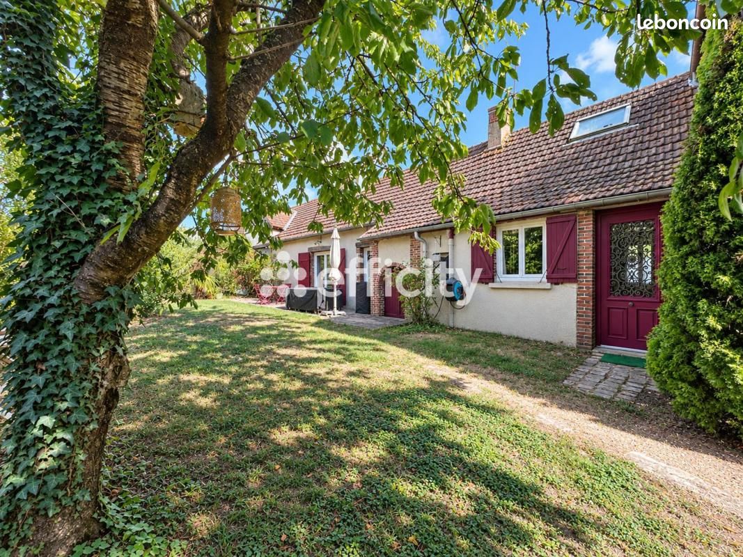 Maison 7 pièces 183 m² · à Berchères-Saint-Germain · 183 m² · 310 000 €