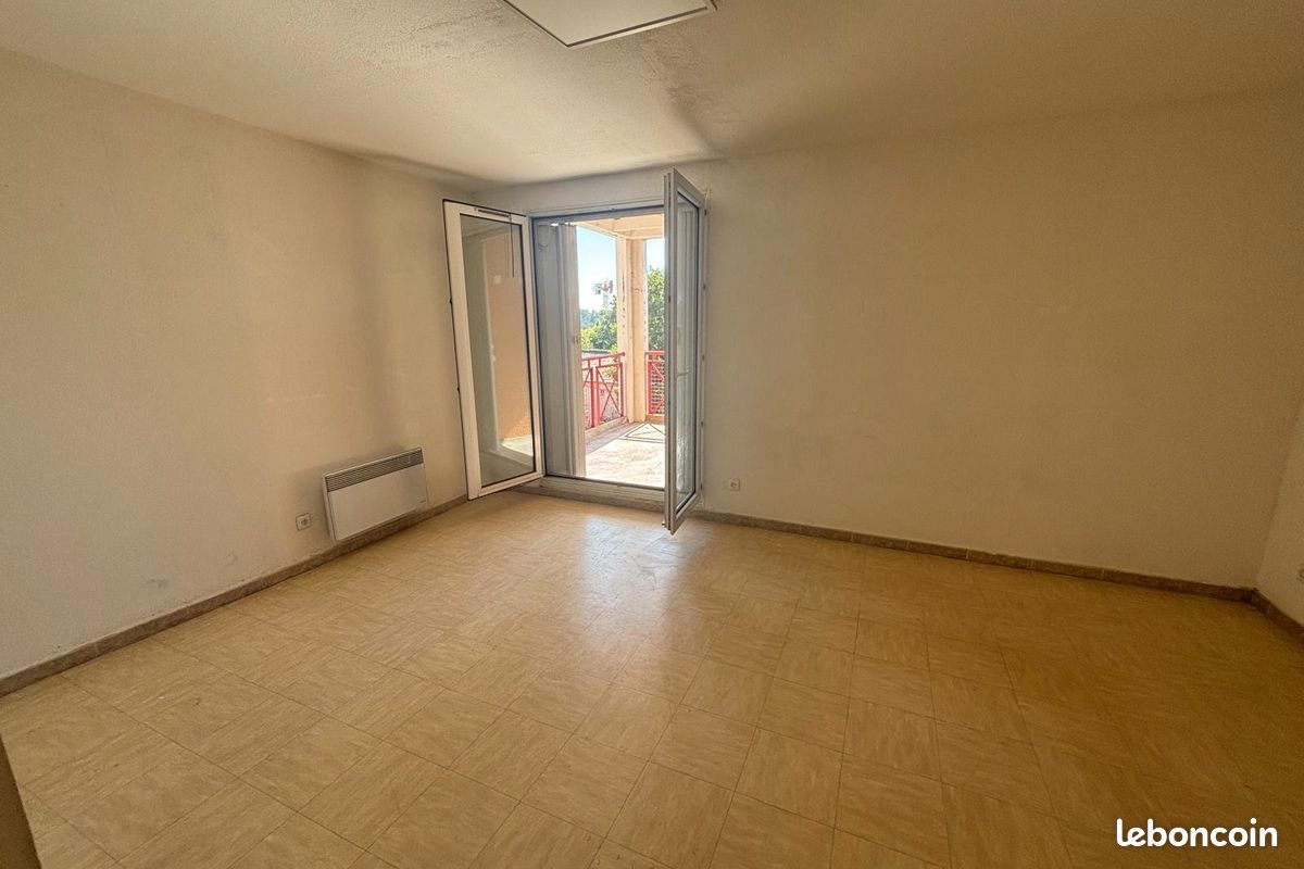 Appartement 3 pièces 67 m² · à Istres · 67 m² · 143 700 €