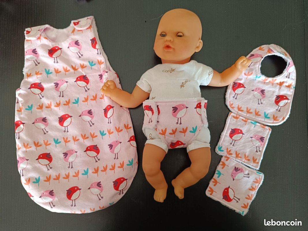 Bavoir pour poupée (avec patron !) - Alice Balice - couture et DIY loisirs créatifs Bavoir pour poupée (avec patron !) - Alice Balice - couture et DIY loisirs créatifs