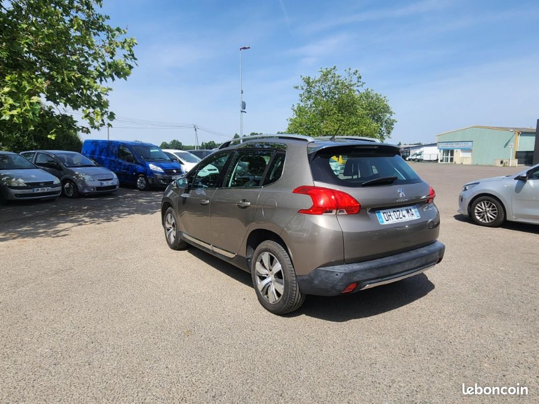 PEUGEOT 2008 BUSINESS 1.6 e-HDi 92ch FAP BVM5 Business (image 5)