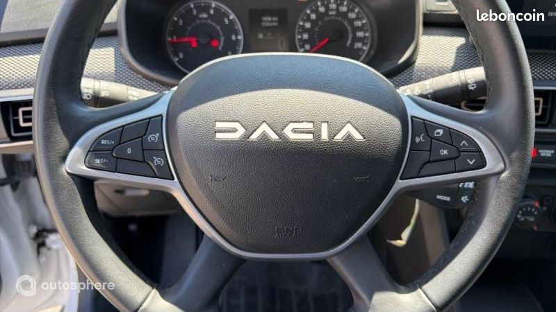 Dacia Sandero 1.0 TCe 90ch Stepway Expression auto -24 (image 25)
