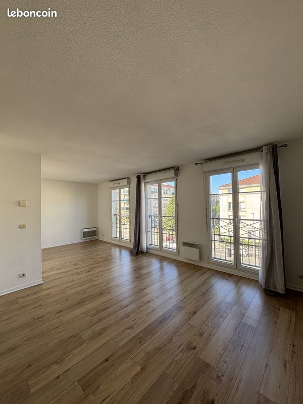 Appartement 2 pièces 47 m² · à Bussy-Saint-Georges · 47 m² · 950 €/mois