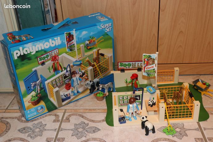 Playmobil 4009 :Superset Clinique vétérinaire Jeux Jouets