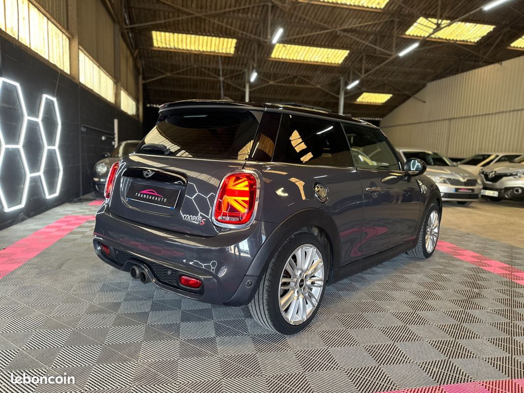 MINI HATCH 3 PORTES F56 Cooper S 192 ch Pack Red Hot Chili / AFFICHAGE TETE HAUTE / TOIT OUVRANT / RADAR ARRIERE (image 8)