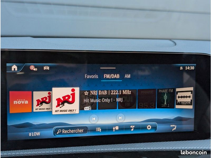 Mercedes Classe A 250 e Hybrid EQ AMG LINE TO SIEGES AVANTS CHAUFFAN (image 28)