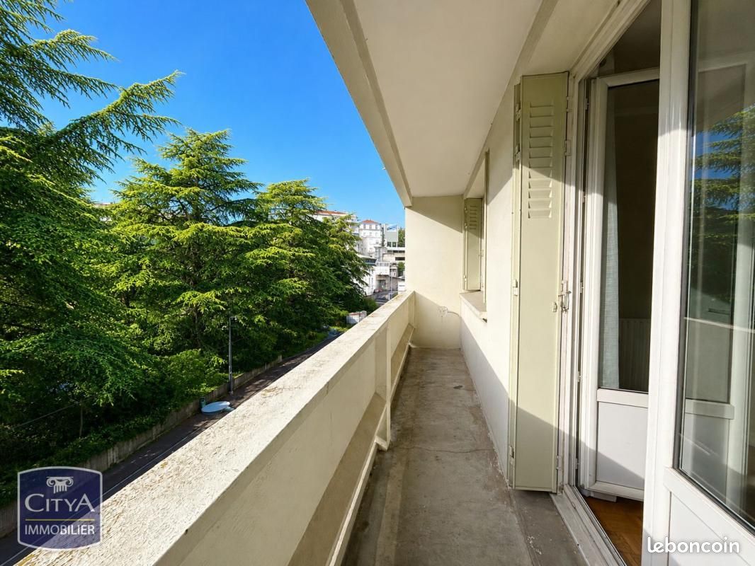 Appartement 3 pièces 59 m² · à Saint-Étienne · 59 m² · 58 000 €