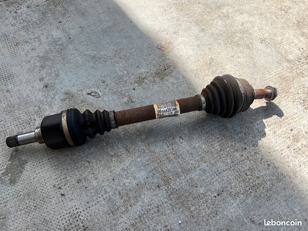Cardan Gauche (transmission) D'occasion Pour Peugeot 207 - Référence PEUGEOT 9659318080 - Garantie 12 Mois